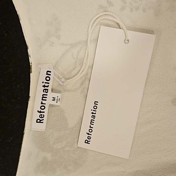 💕REFORMATION💕 Leni Dress ~ Sage Brush Floral Print Medium M NWT - Picture 14 of 16